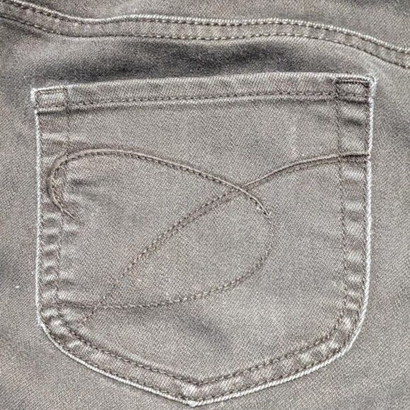 CHICO'S PLATINUM DENIM JEANS - BLACK - SIZE 1 SHORT - Picture 3 of 5